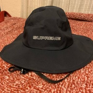 Supreme Hat